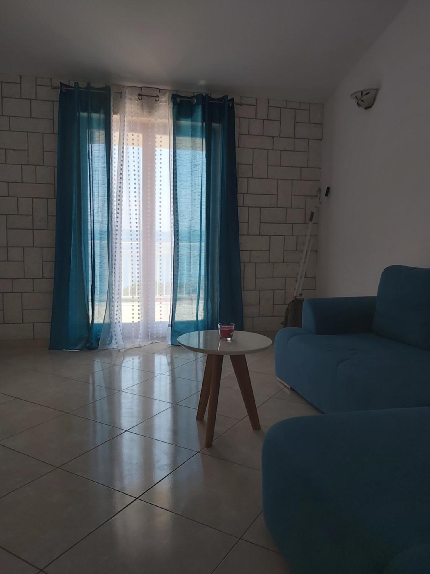 Beautiful Apartment 80 M From The Sea Marusici  Pokoj fotografie